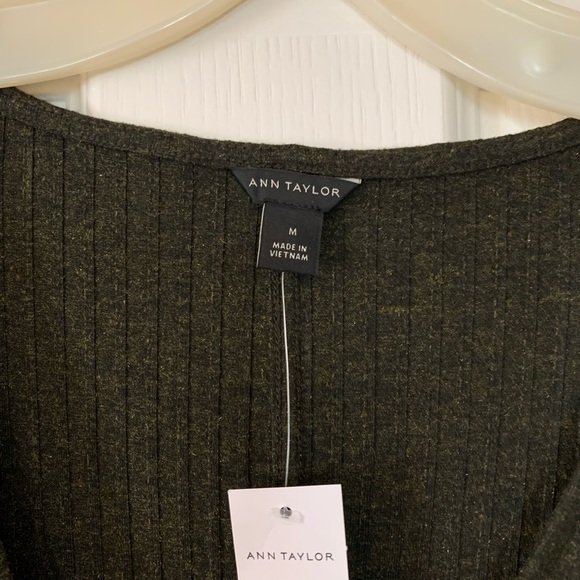 Green/black knit dress. NWT - Picture 2 of 2